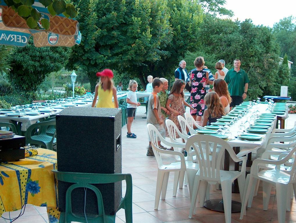 Domaine Des Bridoux Village De Gites Mirabel-aux-Baronnies المظهر الخارجي الصورة